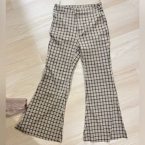 Boutique wide leg crop pant